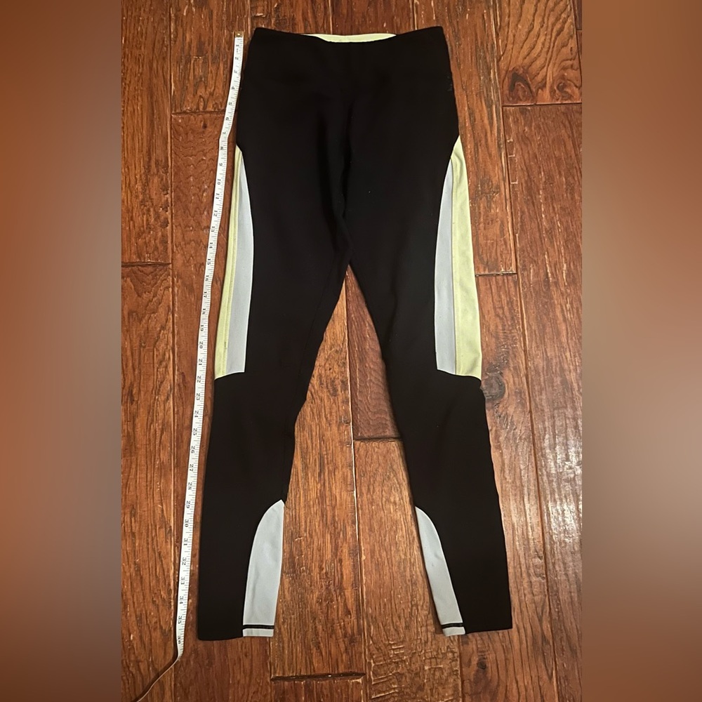 Kyodan- leggings-PS is the size- black- neon green, gray colors